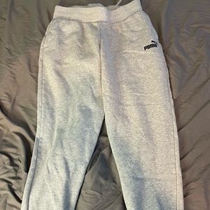 Puma Joggers Medium